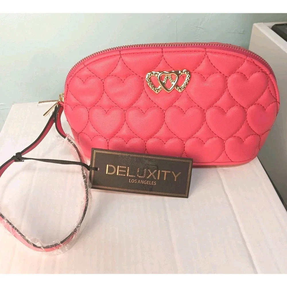 Deluxity Los Angeles Pink Quilted Ladies‎ Accessory Bag Vegan Approved 9x6x3.5